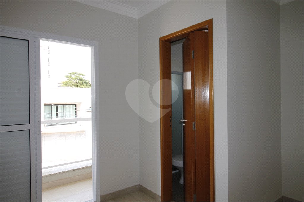 Sobrado à venda com 4 quartos, sendo 2 suítes, em Vila Pereira Barreto, São Paulo, SP