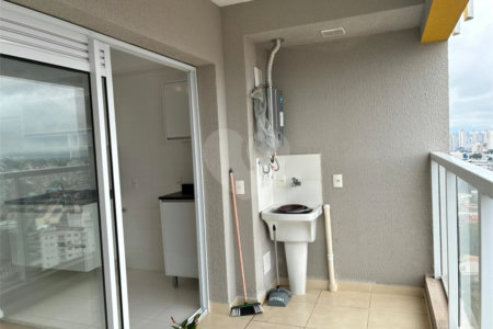 Apartamento à venda com 2 quartos, sendo 1 suíte, no Centro, Mogi das Cruzes, SP