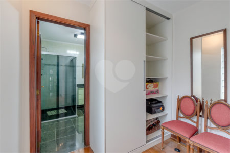 Casa à venda com 4 suítes em Alto da Boa Vista, São Paulo, SP