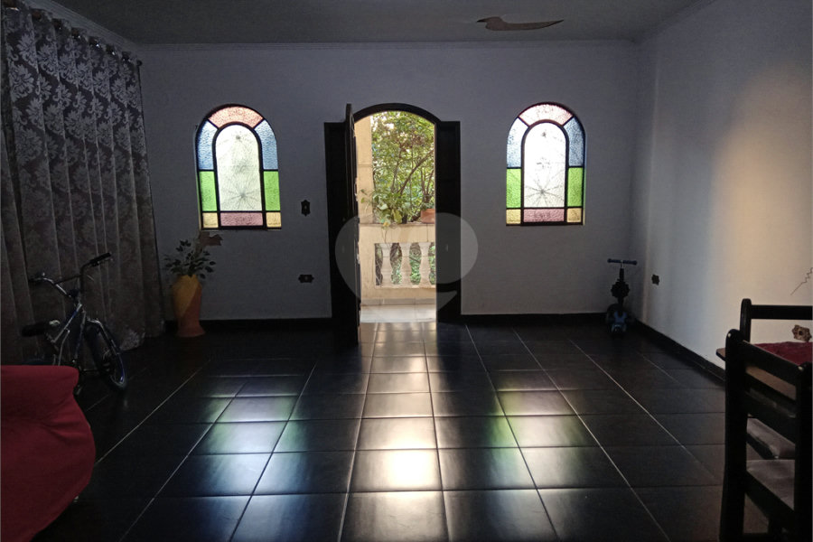Sobrado à venda com 3 quartos, sendo 2 suítes, em Santana, São Paulo, SP