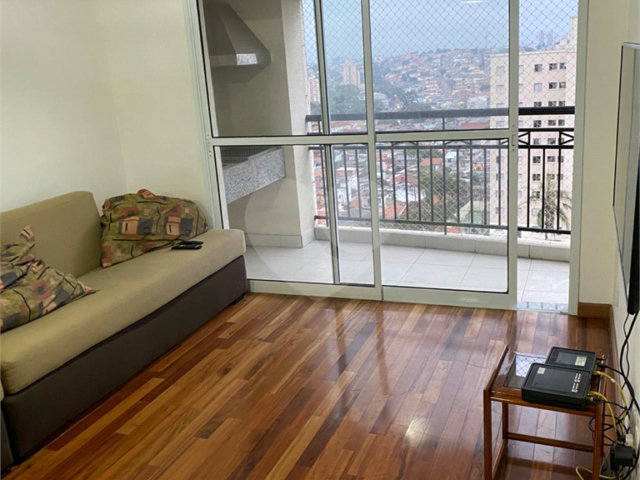 Apartamento à venda com 3 quartos, sendo 1 suíte,  em Vila Santa Catarina, São Paulo, SP