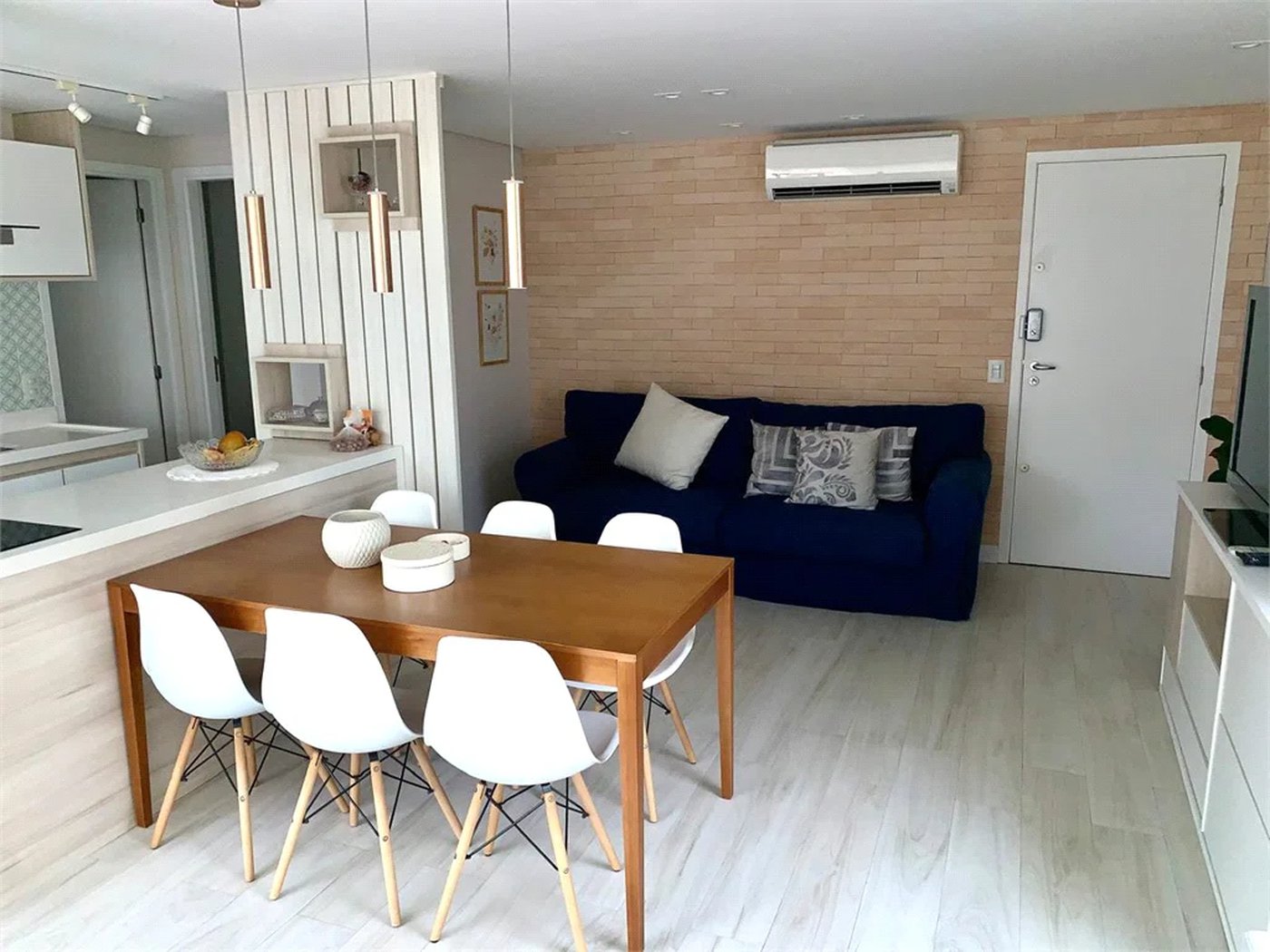 Apartamento à venda com 2 quartos, sendo 1 suíte, em Alto da Lapa, São Paulo, SP