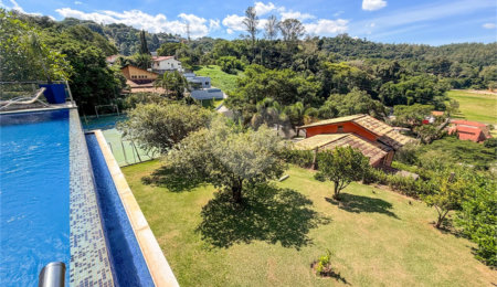Casa à venda com 5 suítes no condomínio São Joaquim, Vinhedo - SP