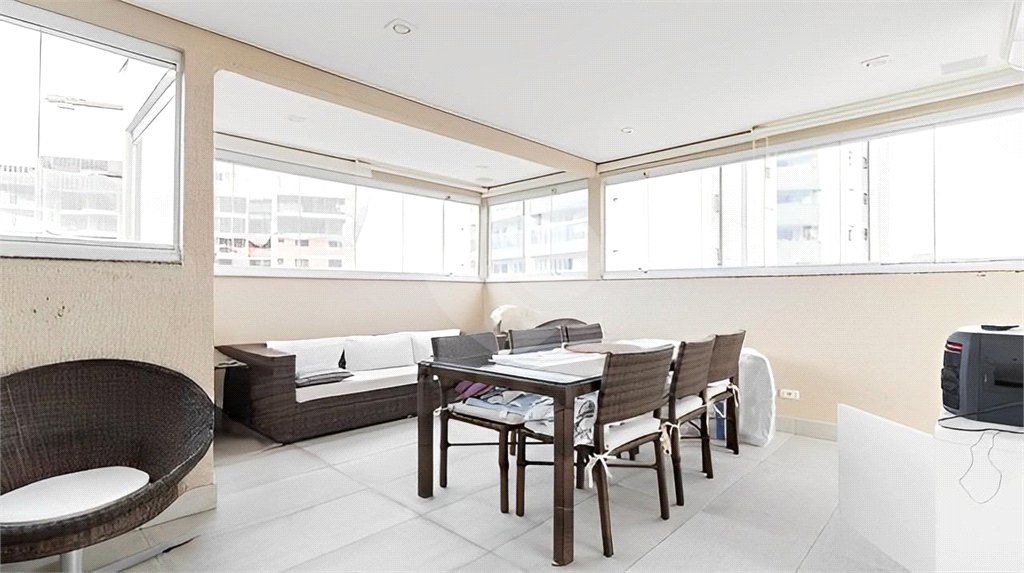 Apartamento à venda com 2 suítes em Vila Guiomar, Santo André, SP