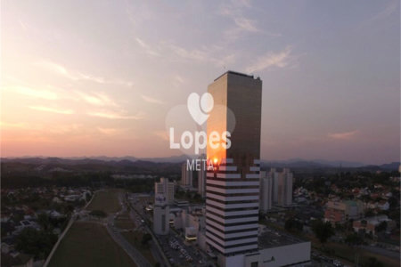 Apartamento à venda com 4 suítes em Parque Residencial Aquarius, São José dos Campos, SP