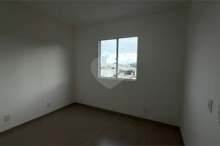 Apartamento à venda com 2 quartos em Guaratiba, Rio de Janeiro, RJ