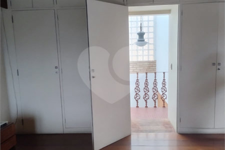 Casa à venda com 4 quartos, sendo 2 suítes,  em Rolinópolis, São Paulo, SP