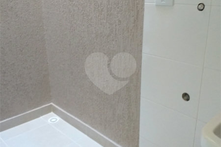 Casa à venda com 2 suítes no condomínio martinha, São Paulo - SP