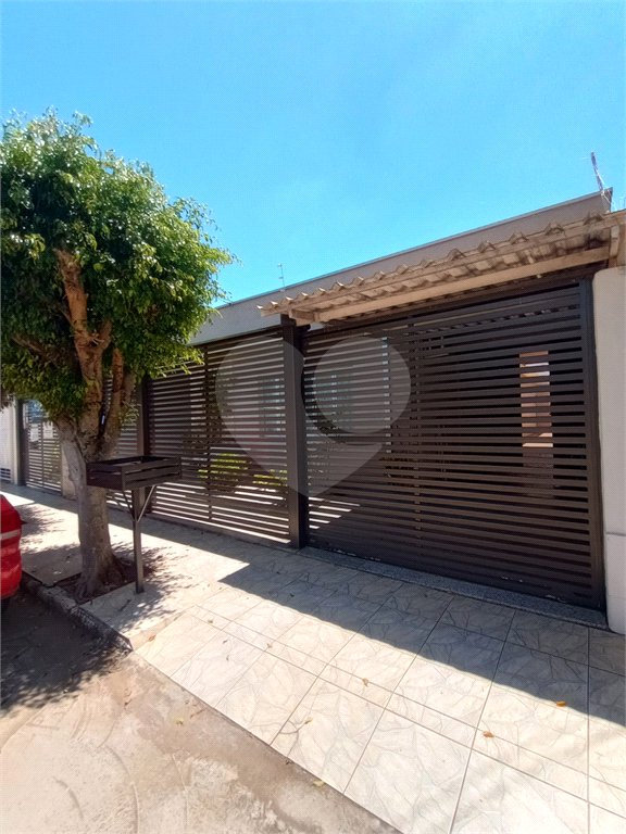 Casa à venda com 3 quartos no Centro, Itapetininga, SP