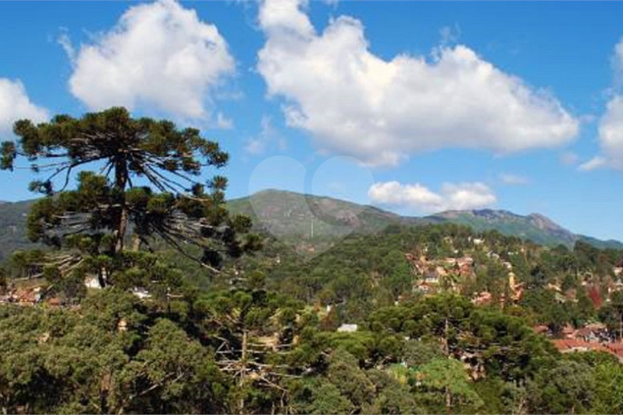 Terreno à venda no Centro, Camanducaia, MG