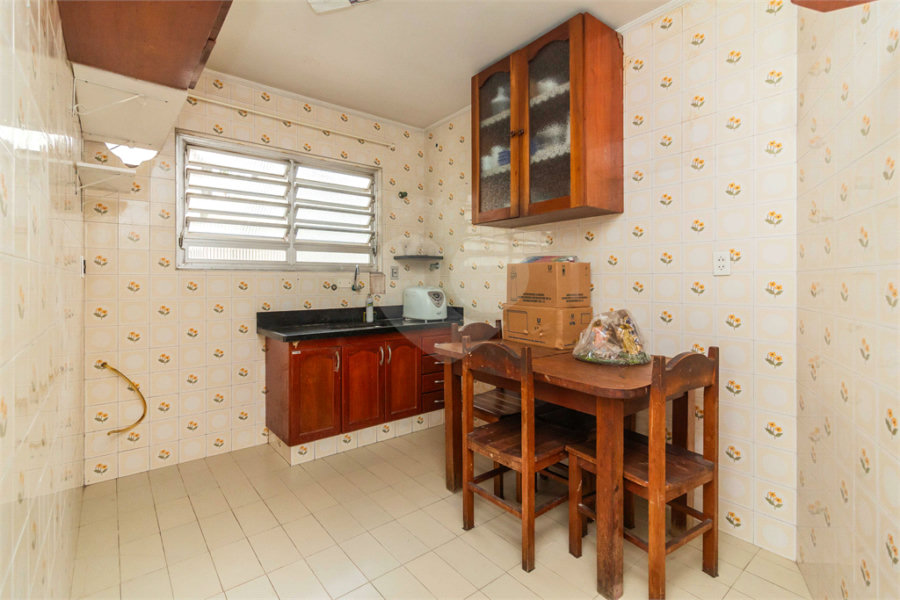 Sobrado à venda com 4 quartos, sendo 1 suíte, em Tremembé, São Paulo, SP