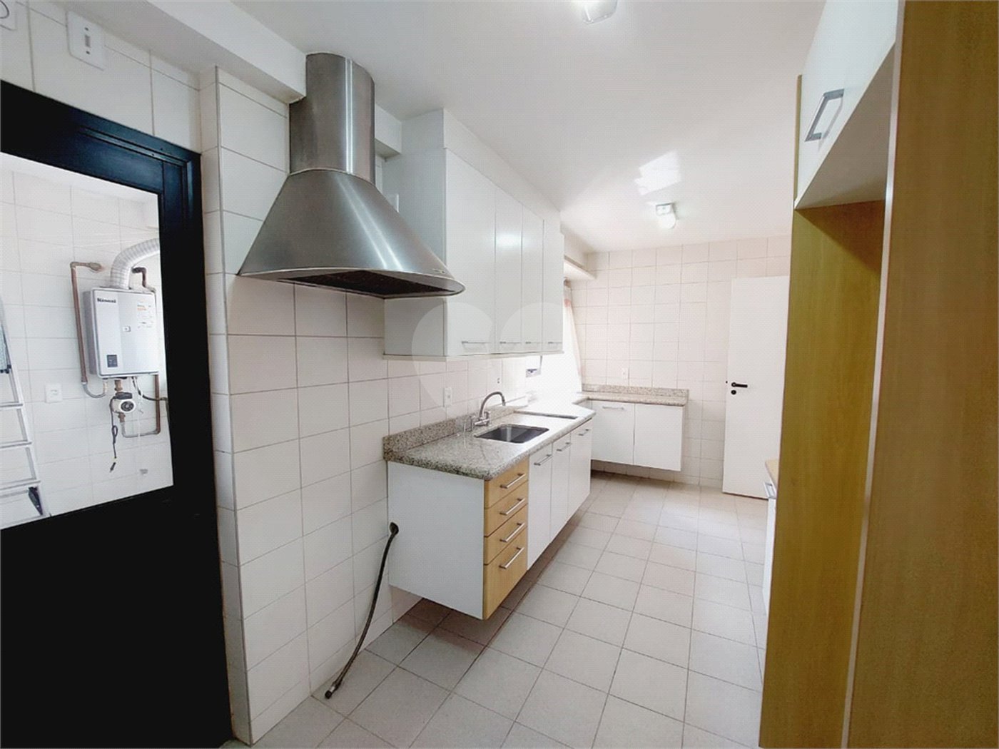 Apartamento à venda com 4 quartos, sendo 2 suítes,  em Alto da Lapa, São Paulo, SP