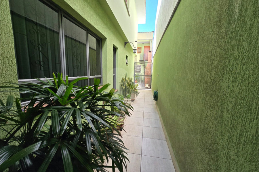 Casa à venda com 4 quartos, sendo 1 suíte, em Vila Paiva, São Paulo, SP