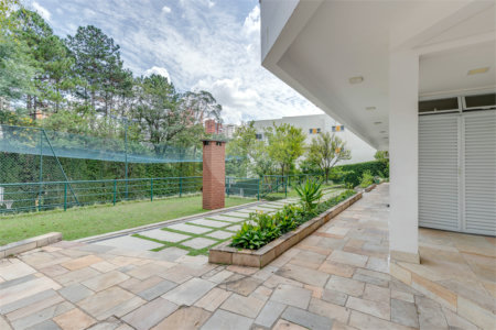 Casa à venda com 4 suítes no condomínio Granja do Morumbi, São Paulo - SP