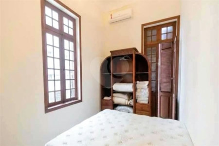 Casa à venda com 5 quartos, sendo 1 suíte,  em Tijuca, Rio de Janeiro, RJ
