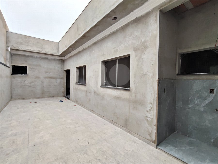 Casa à venda com 3 quartos, sendo 1 suíte, em Parque Itapê, Itapetininga, SP