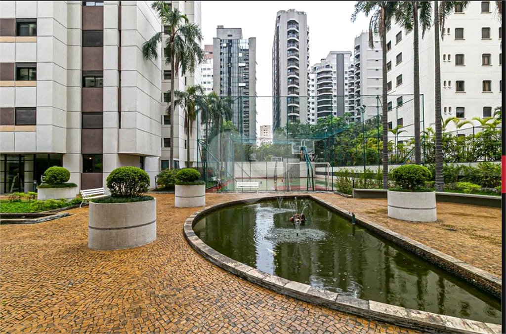 Apartamento à venda com 3 suítes em Indianópolis, São Paulo, SP