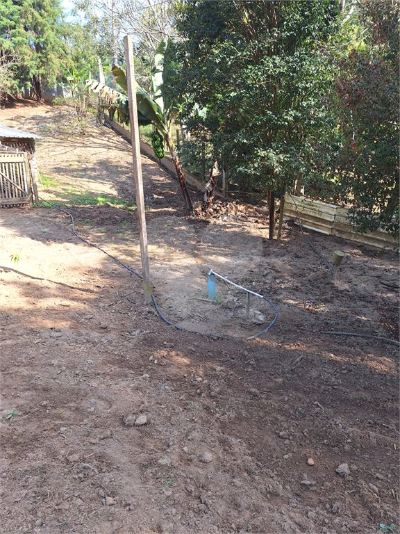Chácara à venda ou para alugar com 3 quartos, sendo 1 suíte,  em Parque Residencial Itapeti, Mogi das Cruzes, SP
