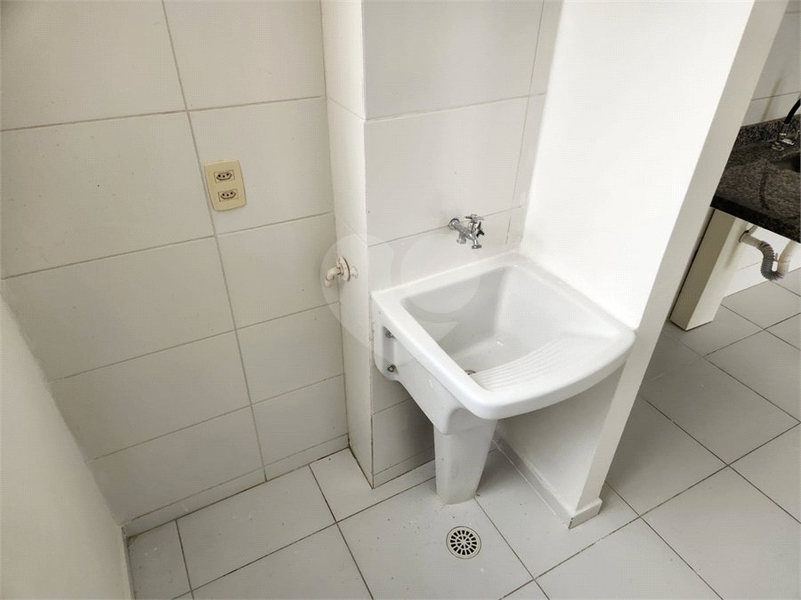Apartamento para alugar com 2 quartos, sendo 1 suíte, em Villa DI Cesar, Mogi das Cruzes, SP