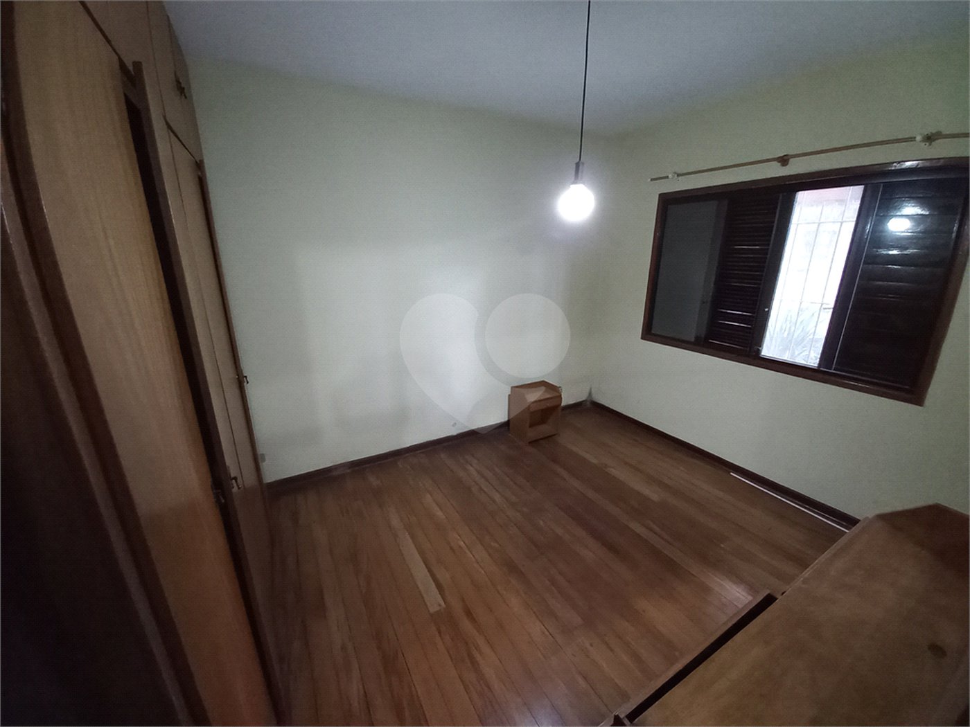 Casa à venda com 4 quartos, sendo 2 suítes,  em Parque Esmeralda, São Paulo, SP
