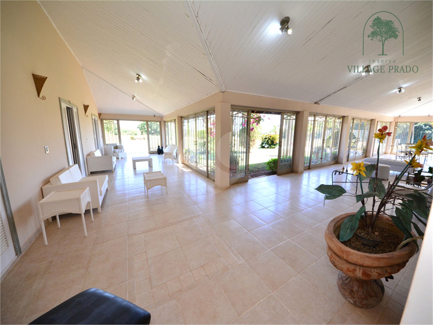 Casa à venda com 6 suítes no condomínio Reserva Village Prado, Indaiatuba - SP