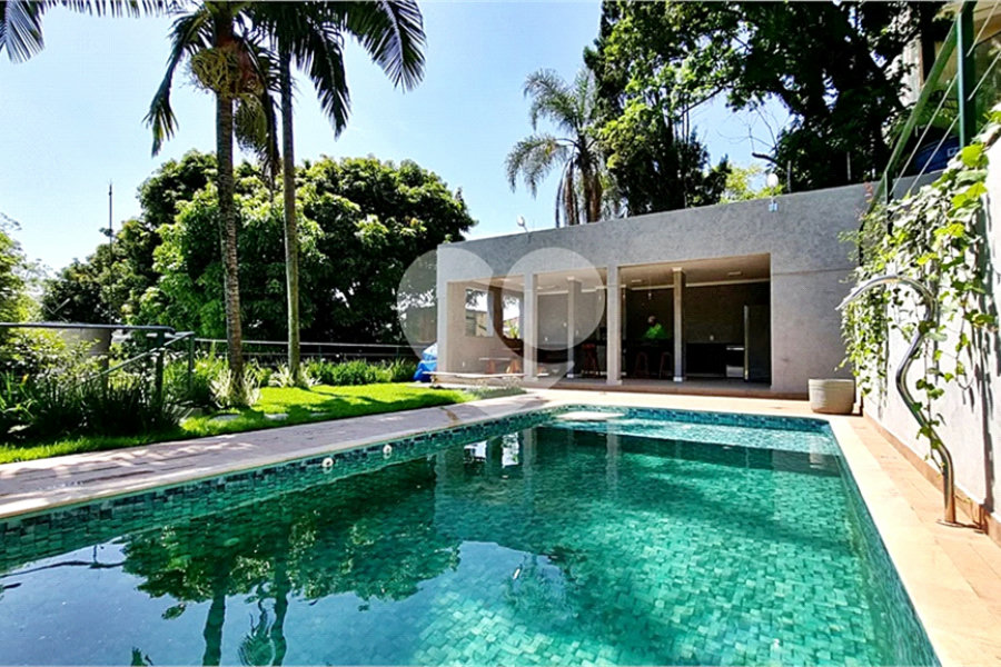 Casa à venda ou para alugar com 3 suítes em Tremembé, São Paulo, SP