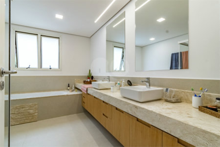 Apartamento à venda com 4 suítes em Vila Mariana, São Paulo, SP