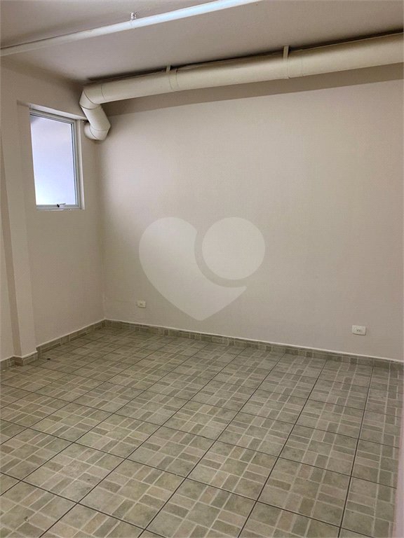 Sobrado à venda com 3 quartos, sendo 1 suíte, em Vila Lageado, São Paulo, SP