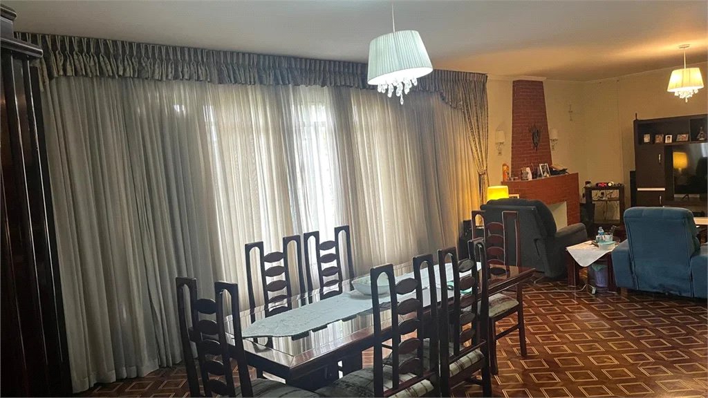 Casa à venda com 3 quartos, sendo 2 suítes, em Lapa, São Paulo, SP