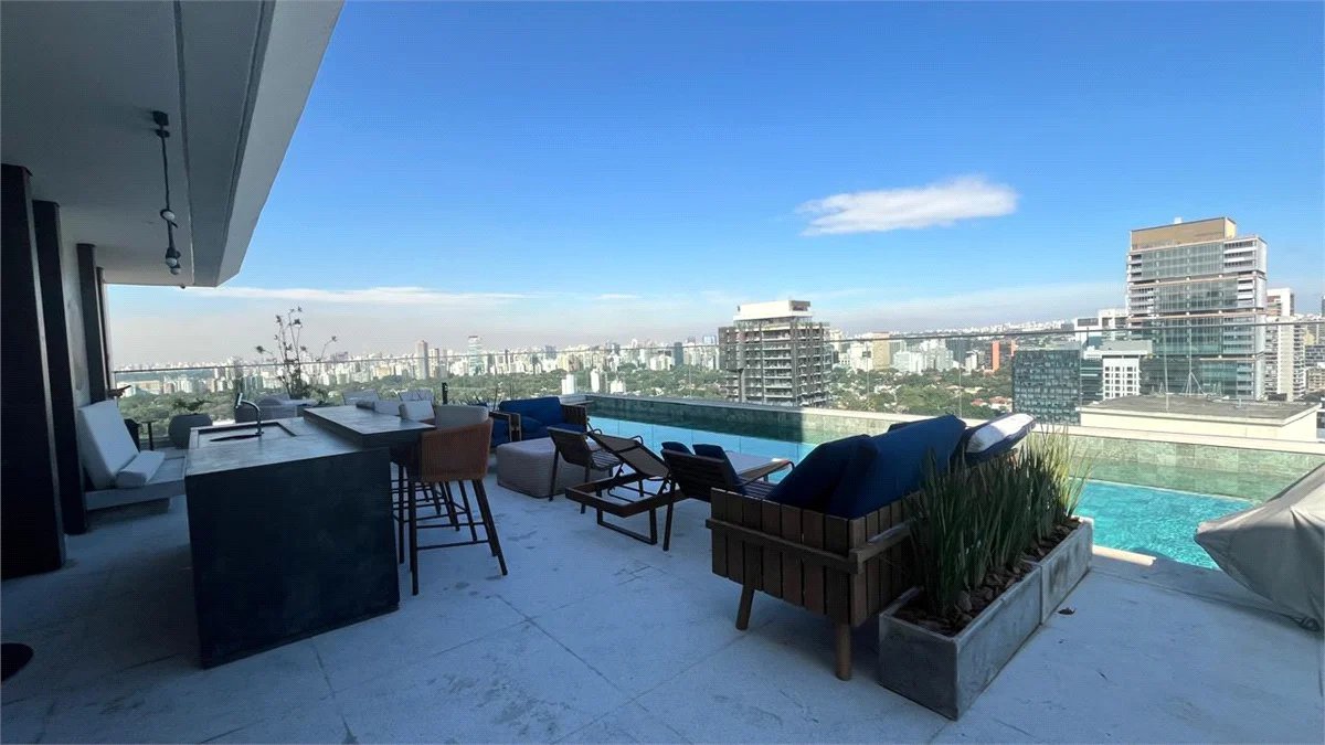 Apartamento à venda com 4 quartos, sendo 2 suítes, em Pinheiros, São Paulo, SP