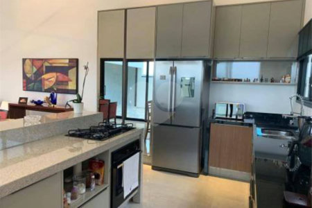 Casa à venda com 2 quartos, sendo 1 suíte, em Pinheirinho, Vinhedo, SP