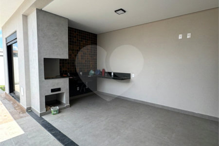 Casa à venda com 3 quartos, sendo 1 suíte, no condomínio Reserva Central Parque, Salto - SP