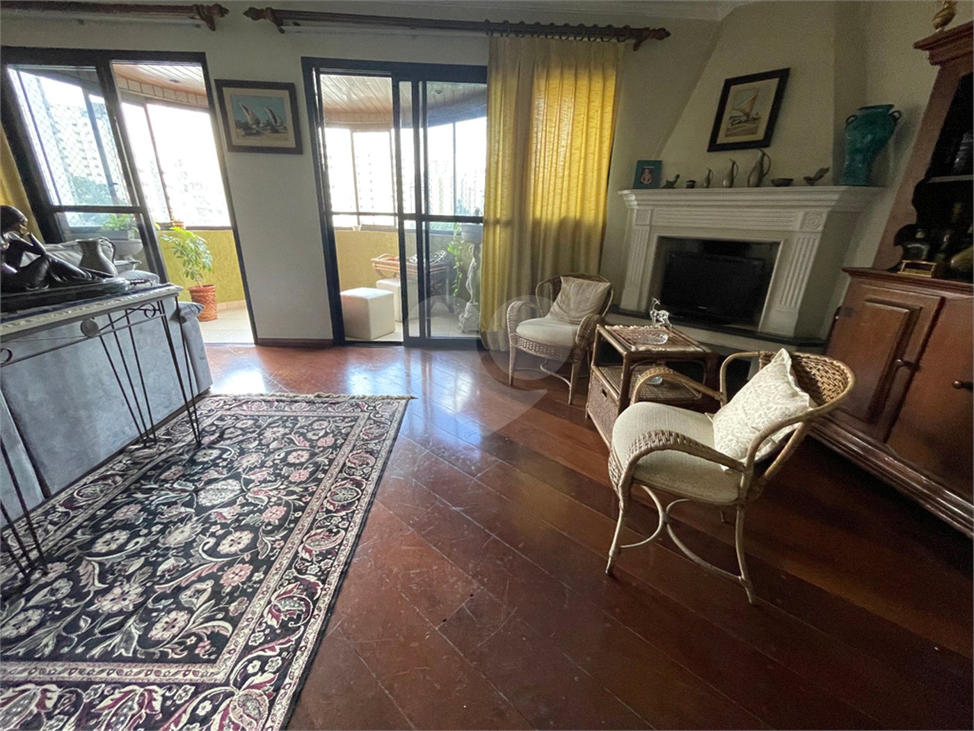 Apartamento à venda com 3 quartos, sendo 1 suíte,  em Lar São Paulo, São Paulo, SP