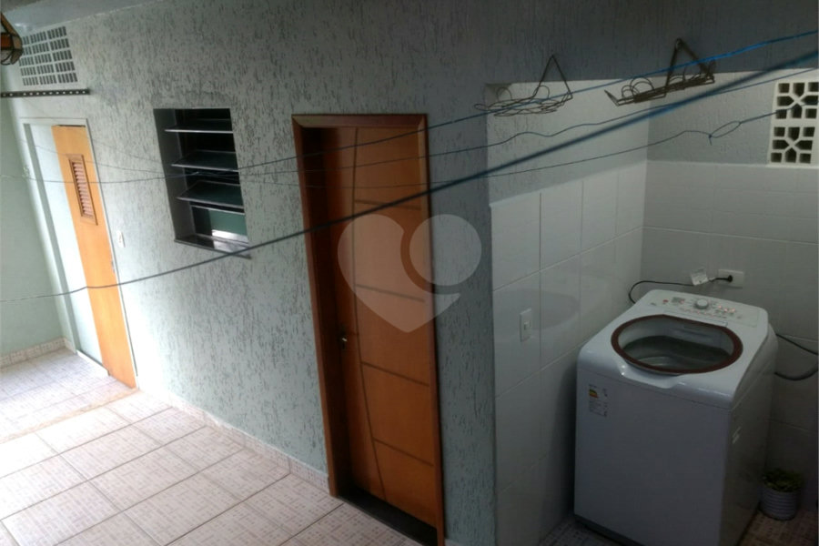 Sobrado à venda com 4 quartos, sendo 1 suíte,  em Vila Guilherme, São Paulo, SP