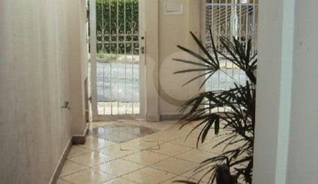 Sobrado à venda com 3 quartos, sendo 1 suíte,  em Jardim Pinheiros, São Paulo, SP
