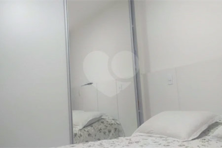 Casa à venda com 2 suítes no condomínio Residencial Veneza, São Paulo - SP