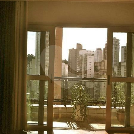 Apartamento à venda com 3 suítes em Vila Morumbi, São Paulo, SP