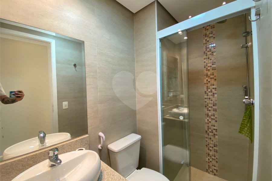 Apartamento à venda ou para alugar com 2 quartos, sendo 1 suíte, em Parada Inglesa, São Paulo, SP