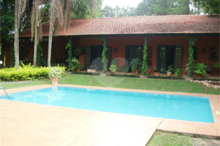 Fazenda à venda com 6 quartos, sendo 3 suítes, em Caldeira, Indaiatuba, SP