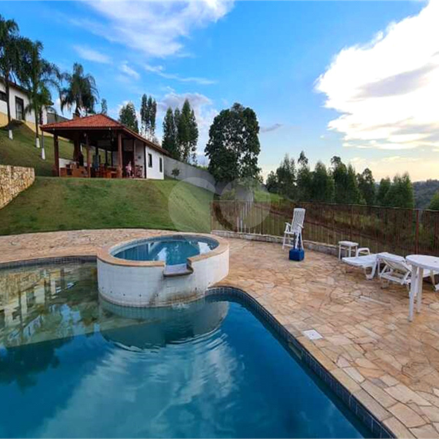Casa à venda com 4 suítes no condomínio Parque da Fazenda, Itatiba - SP