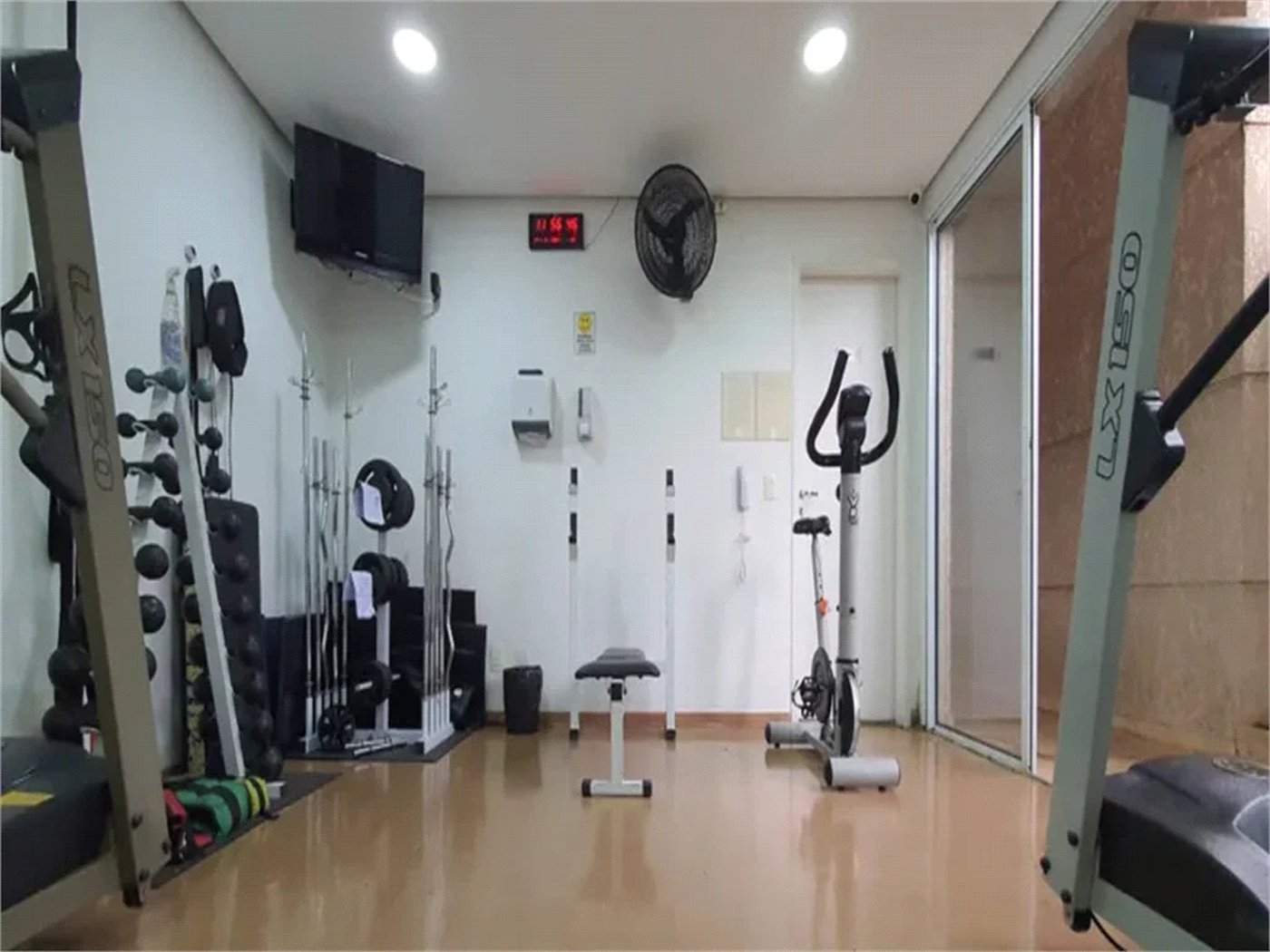 Apartamento à venda com 2 quartos, sendo 1 suíte, em Água Branca, São Paulo, SP