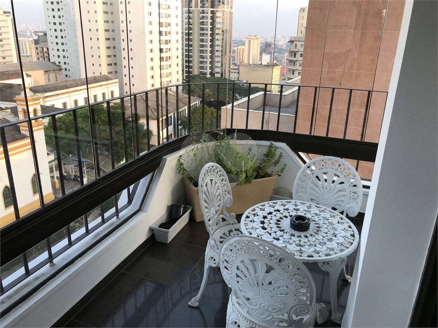 Apartamento à venda com 4 quartos, sendo 3 suítes, em Santana, São Paulo, SP