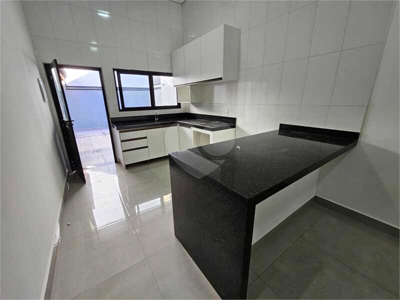 Casa à venda com 2 quartos, sendo 1 suíte, em Jardim dos Colibris, Indaiatuba, SP