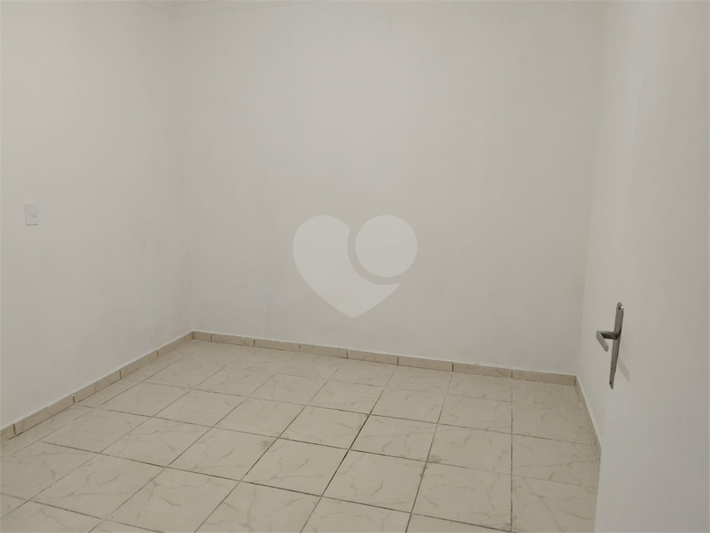 Casa à venda com 2 quartos em Vila Santa Rita, Sorocaba, SP