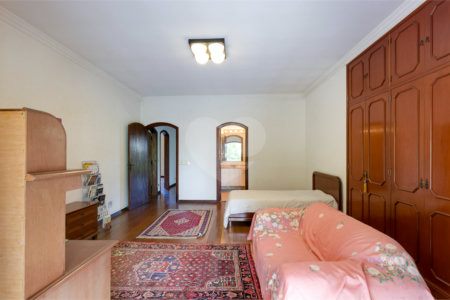 Casa à venda com 5 suítes no condomínio Chácara Flora, São Paulo - SP