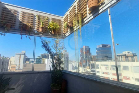Apartamento à venda com 2 quartos, sendo 1 suíte,  em Itaim Bibi, São Paulo, SP