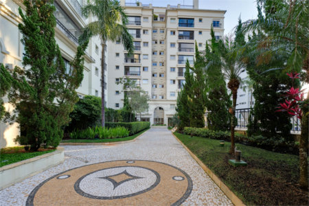 Apartamento à venda com 3 suítes em Chácara Santo Antônio, São Paulo, SP