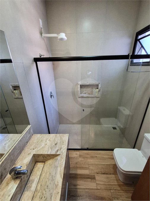 Casa à venda com 3 quartos, sendo 1 suíte,  no condomínio Mantova, Indaiatuba - SP