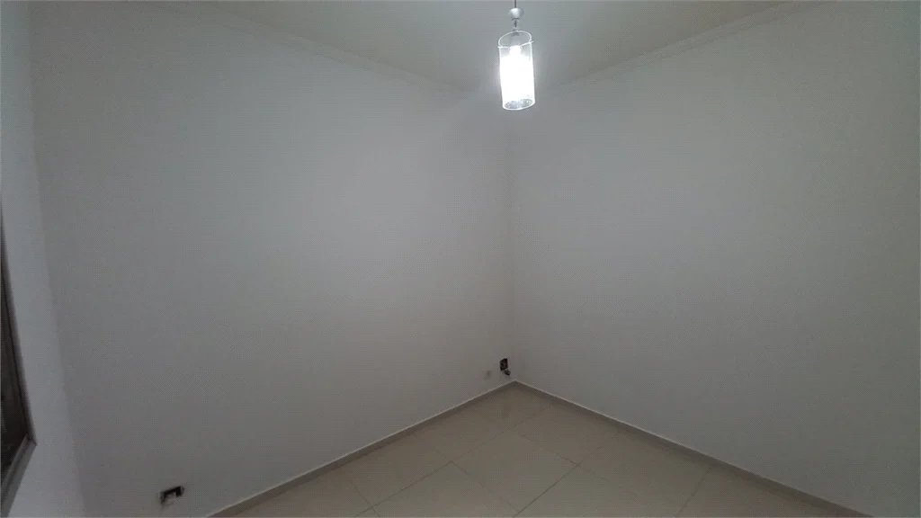 Apartamento à venda com 3 quartos em Jardim Londrina, São Paulo, SP