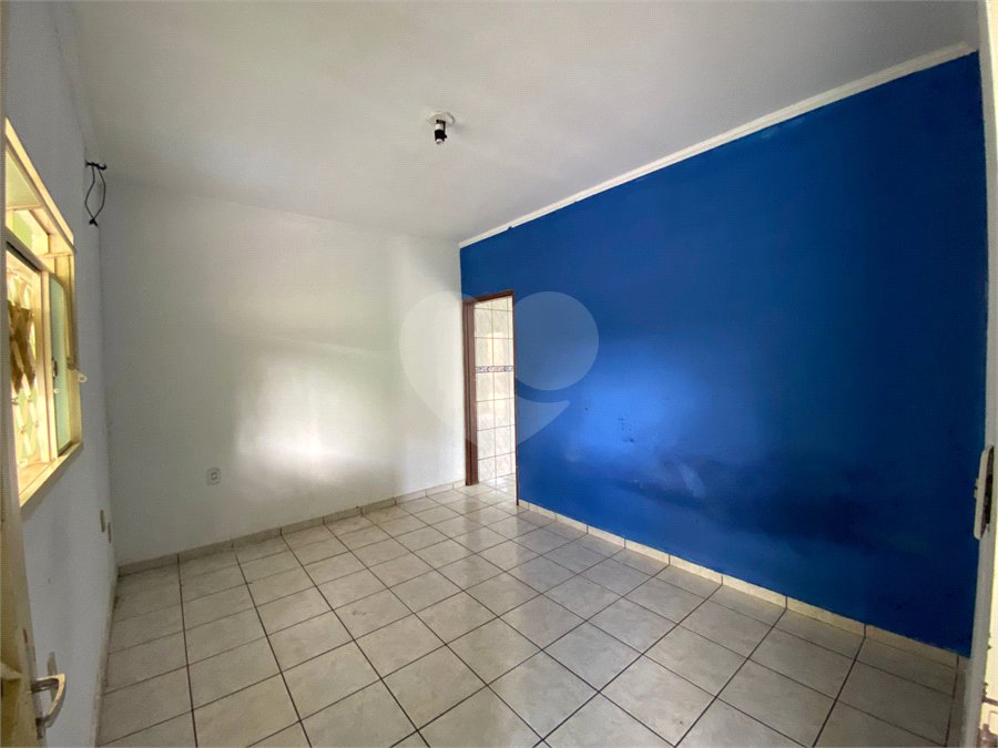 Casa à venda com 2 quartos em Loteamento Municipal São Carlos 3, São Carlos, SP